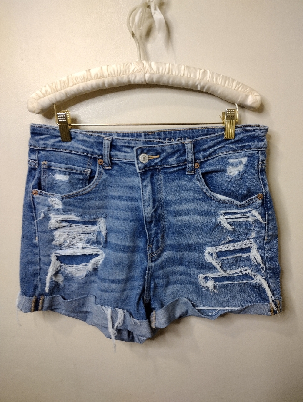 American Eagle 2021 Distressed High-Rise Blue Denim Mom Shorts